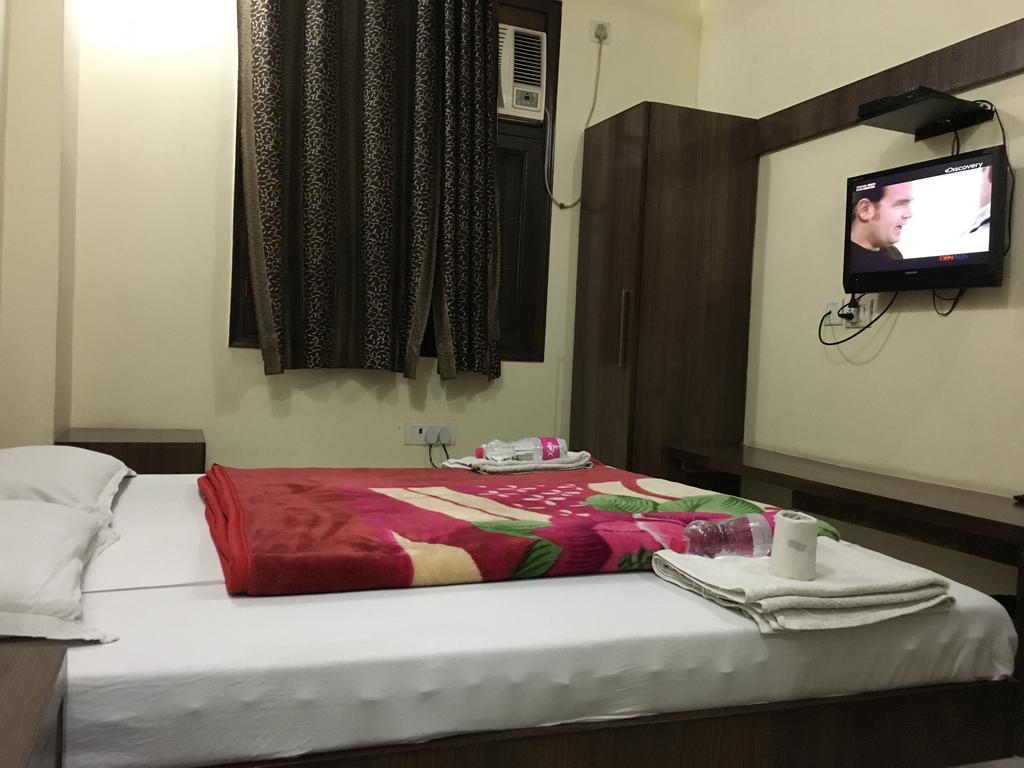 Hotel Vintage Inn Új-Delhi Kültér fotó
